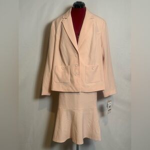 NWT Le Suit Skirt Suit Woman's Plus Size 16W Pink 2-Piece Set Blazer & Skirt